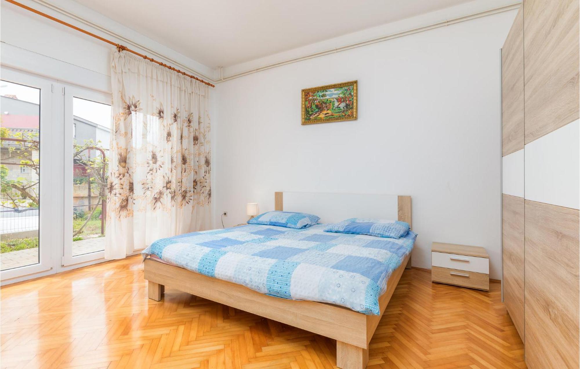 Lovely Apartment In Fazana With Kitchen Exterior foto